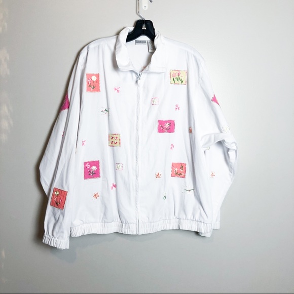 Vintage Jackets & Blazers - Vintage Floral Patch White Bomber Jacket